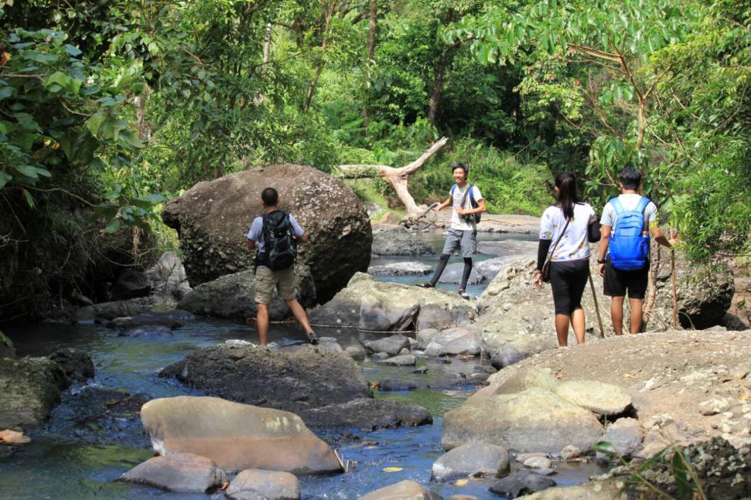 image-f1c7b8304da499192805d03660a090ca15db3d2a64acedcfcedf0e3ea6391d28-V