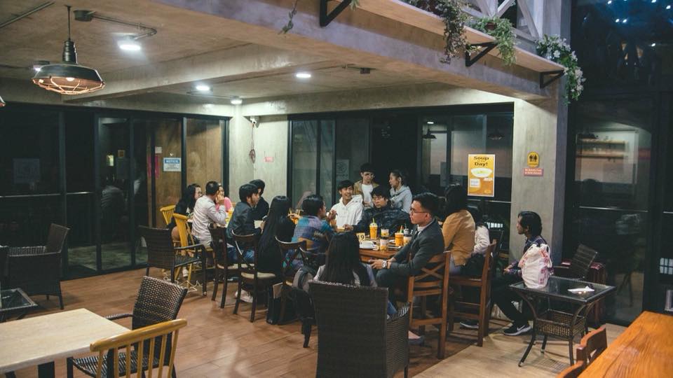 36277968_610940685956991_1103292603450785792_n